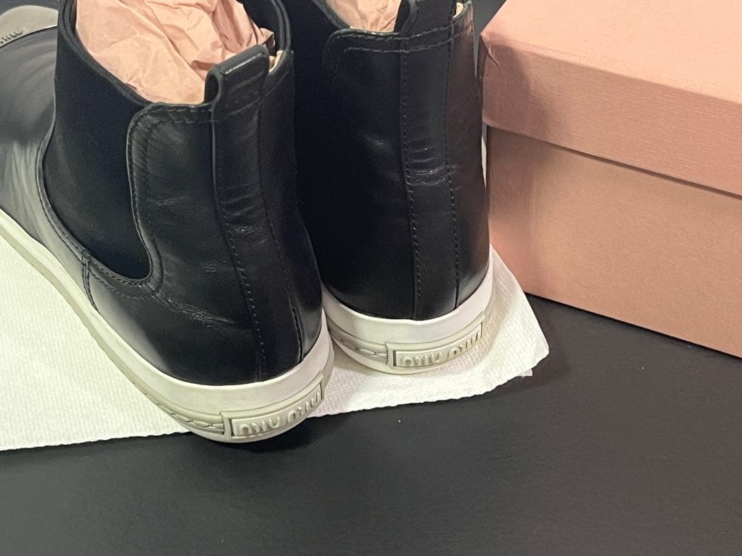 miu miu　サイドゴア　スニーカー　メタルトゥ　レザー　本革 22.5cm