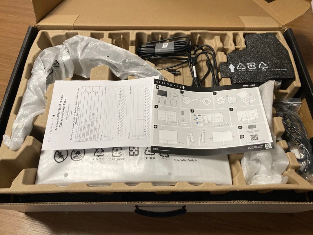 ALIENWARE 32 4K ゲーミングモニター AW3225QF