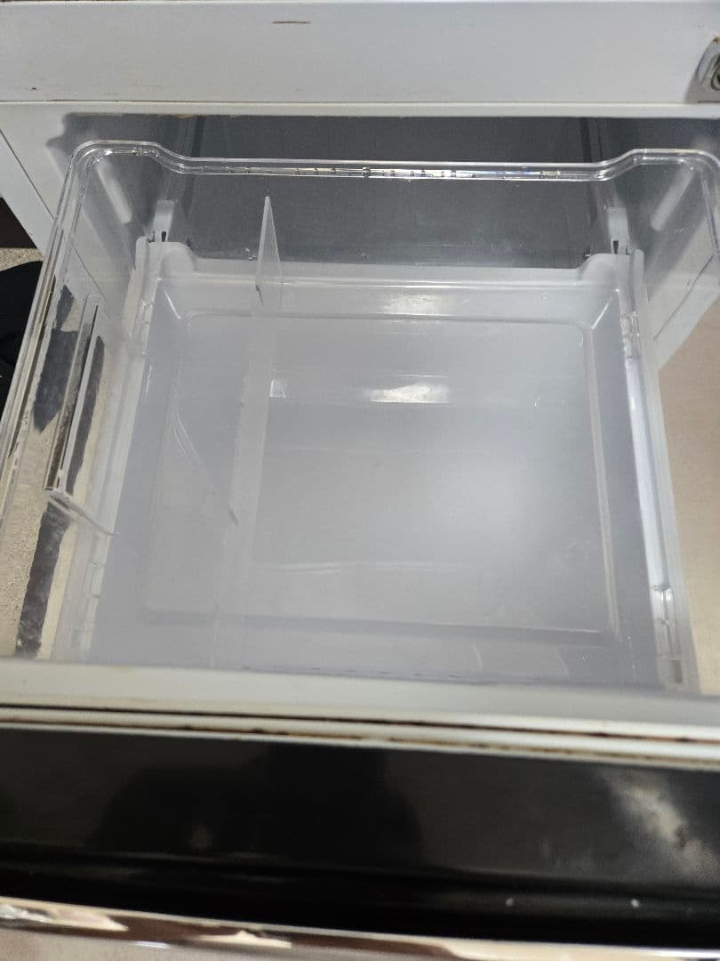 2019年製　Hisense 冷凍庫 ホワイト HR-D15C