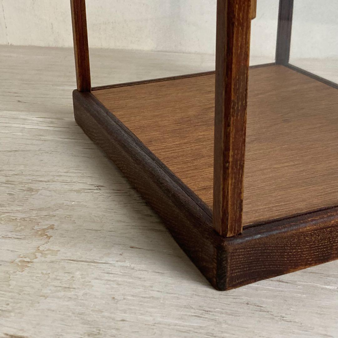 古い木製 小振り ガラスケース 2段 卓上ショーケース 扉なし