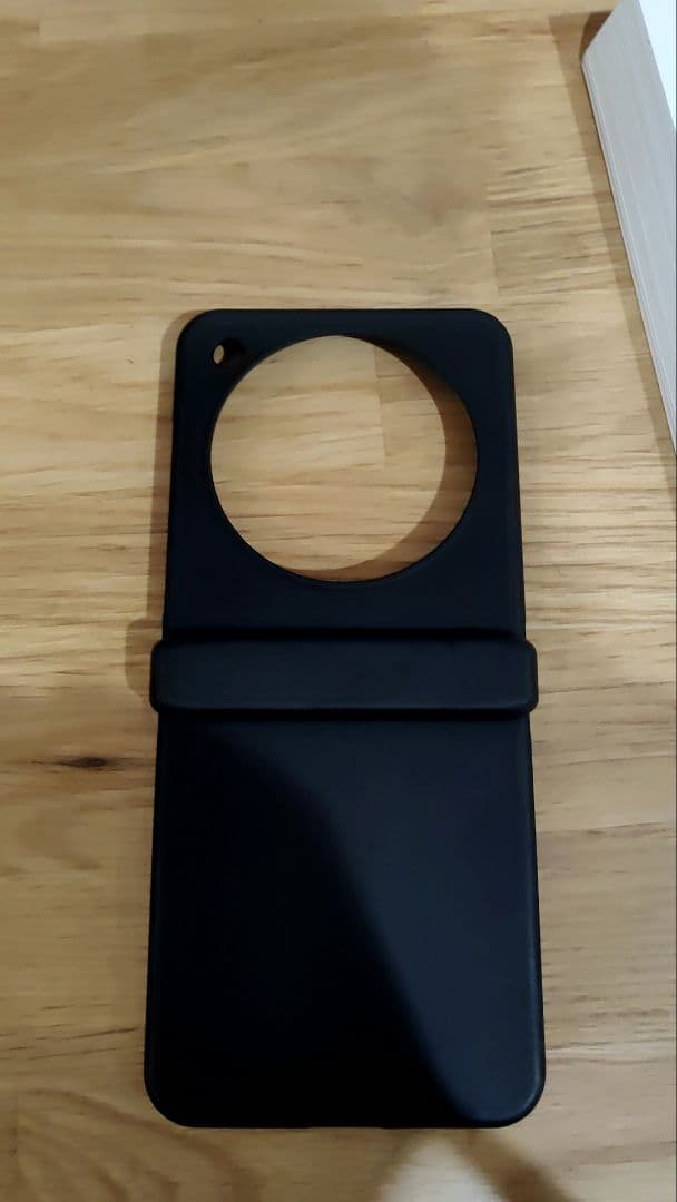 nubia Flip 5G SIMフリー おまけ付き 折りたたみスマホ