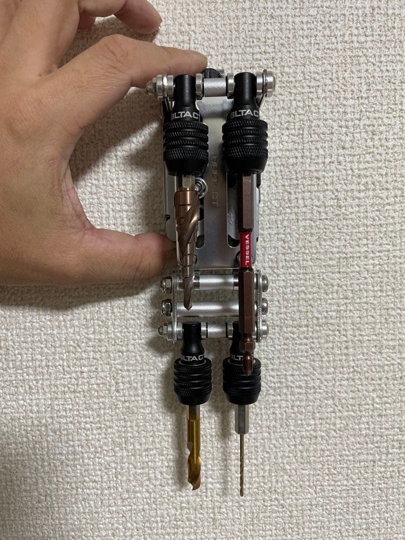 ダブルタクトプレート　ビットホルダー4P ニックス風チェーン(光沢パイプ)