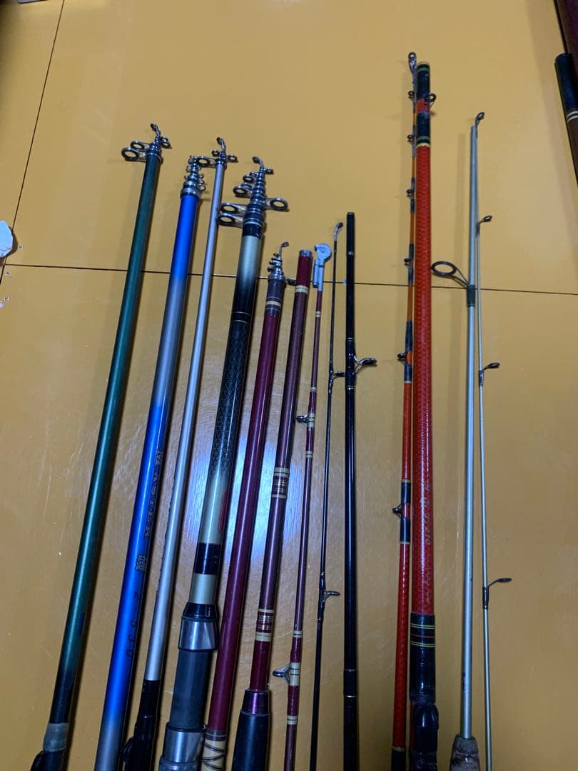 多数の釣り竿セット