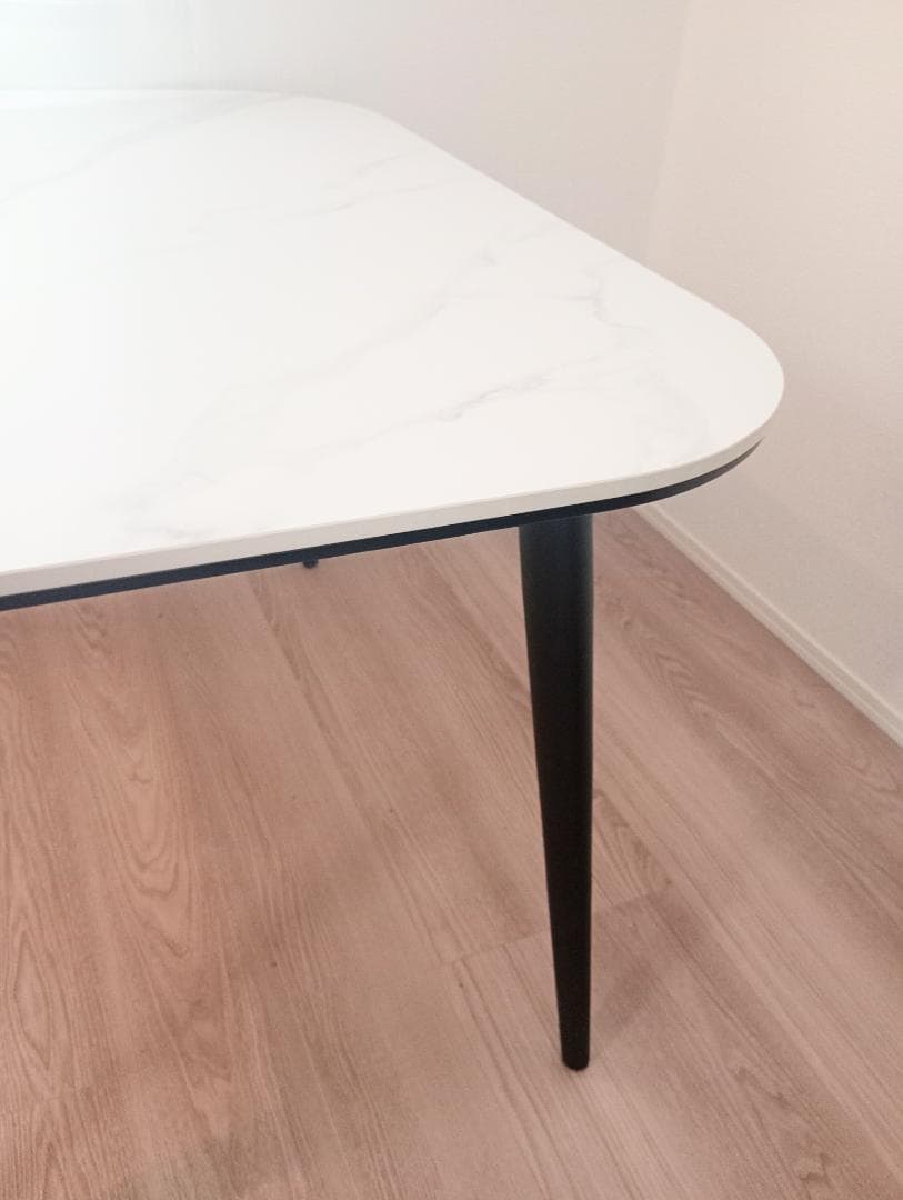 【美品】ニトリ　ホワイトダイニングテーブル セラミック