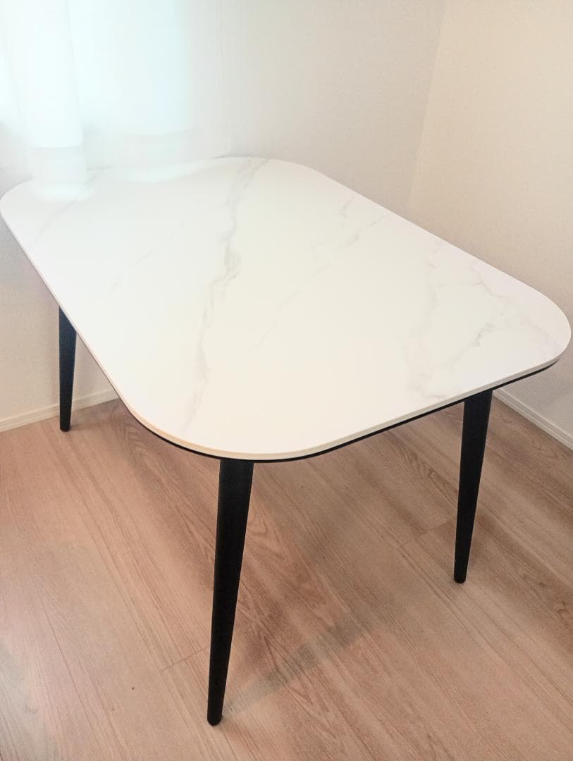【美品】ニトリ　ホワイトダイニングテーブル セラミック