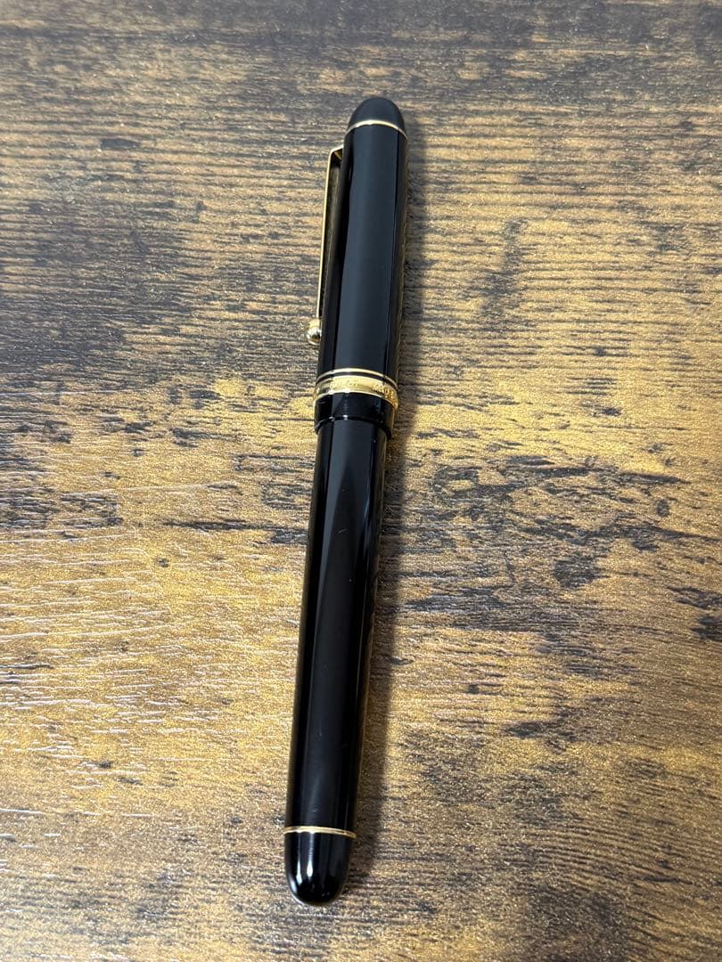 新品未使用　2005年製　74 SMニブ (軟中字) 14金　ゴールド　万年筆