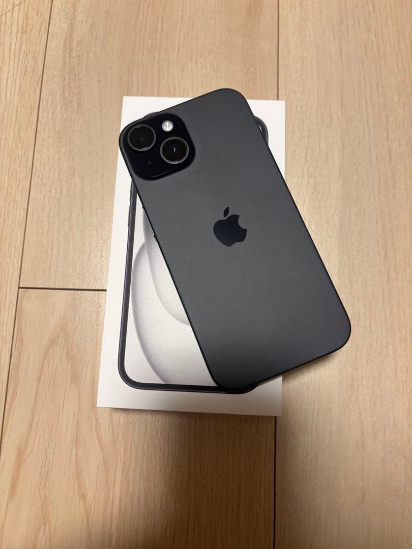 Apple iPhone 15 128GB 本体 充電ケーブル付き SIMフリー