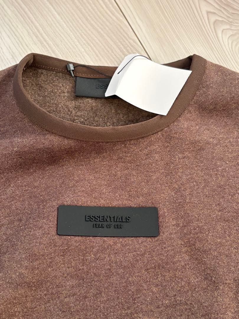 fear of god ESSENTIALS ブラウン スウェットシャツ