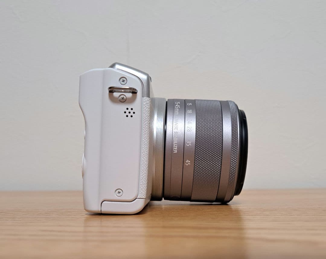 【Zul Ari】キヤノン　EOSM200 標準ズームレンズキット