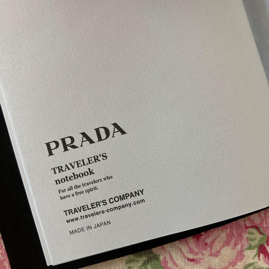 PRADA 黒レザー トラベラーズノート