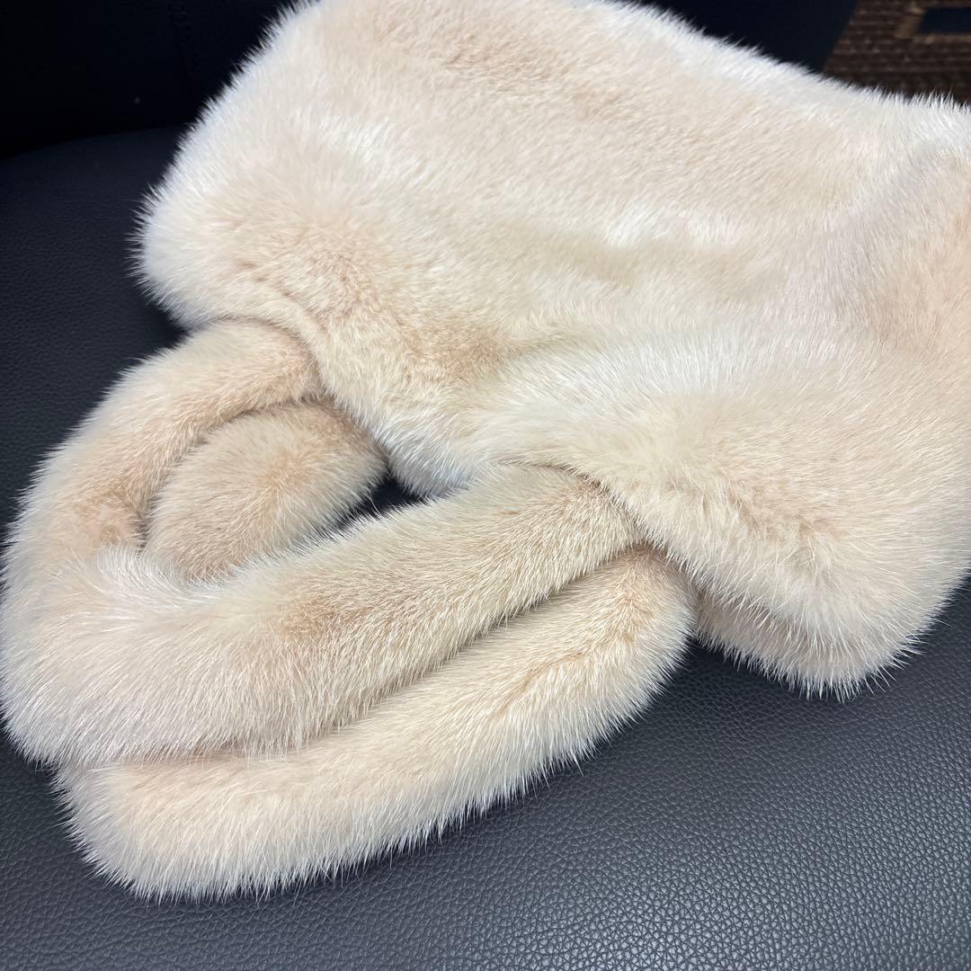 フォクシー　ミンクハンドバッグ　ピンクベージュ