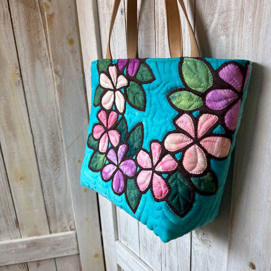 ハワイアンキルト♪ハンドメイドバッグ♪プルメリア