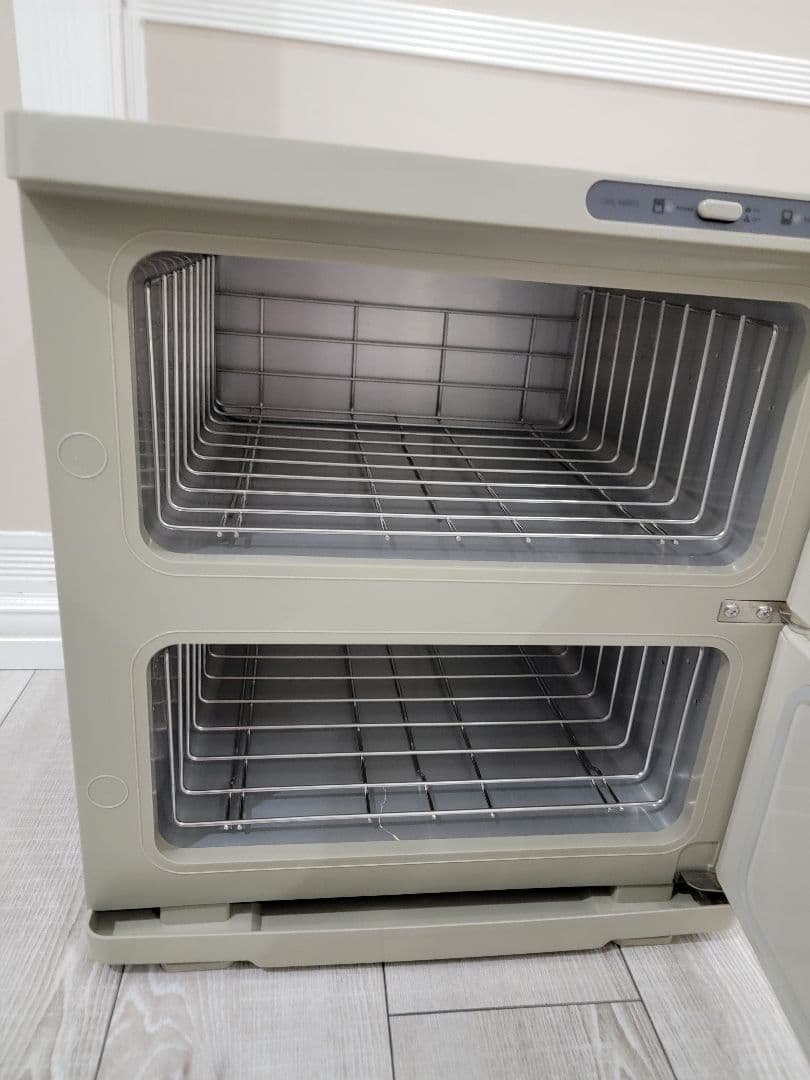 【ほぼ新品】タオルウォーマー 2段 ホワイト