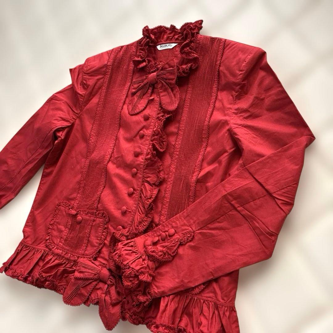 サブちゃん　新品INGEBORGインゲボルグ赤いフリル付き長袖ブラウス