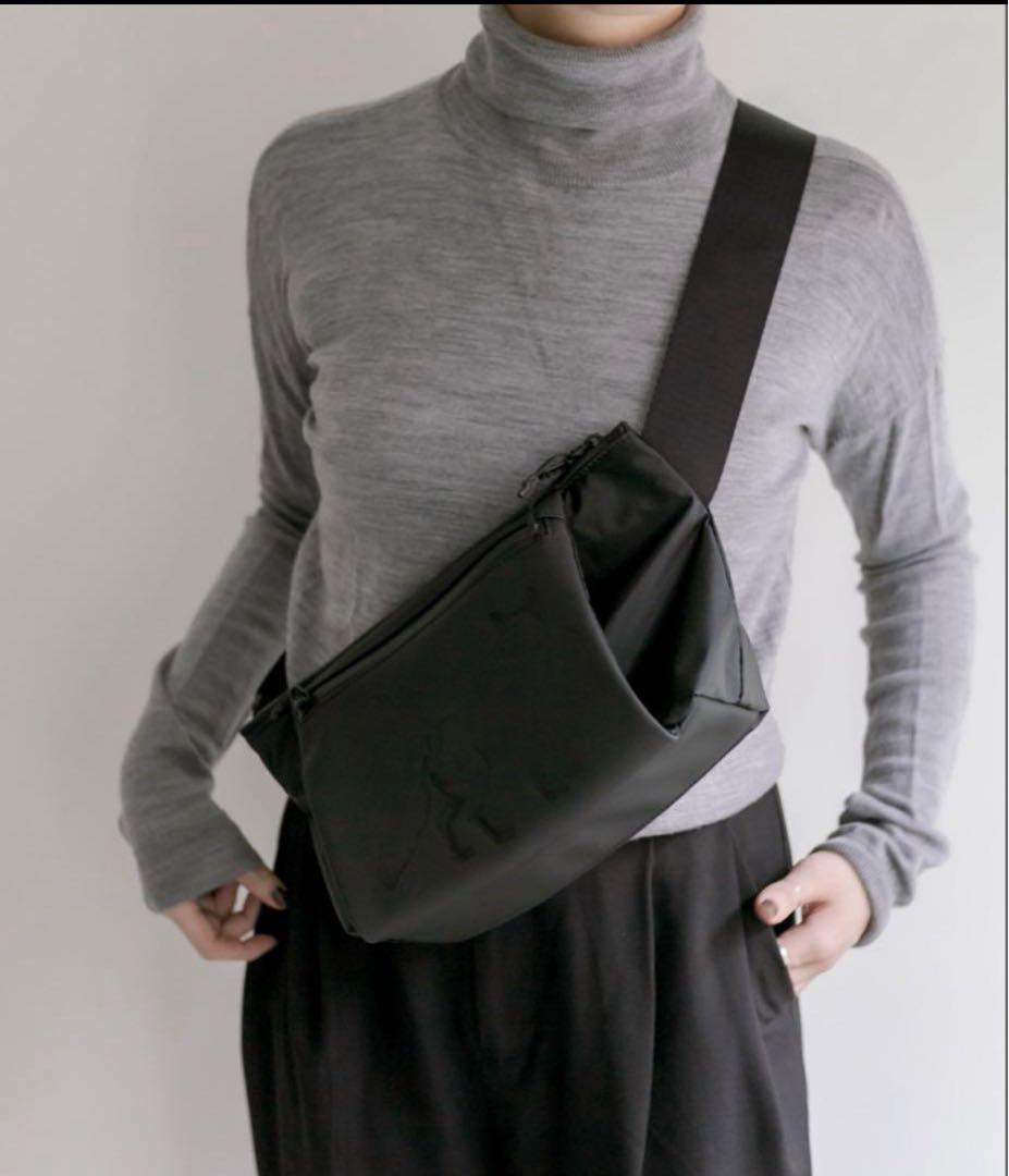 ear PAPILLONNER フォックス　プリント　ショルダーバッグ