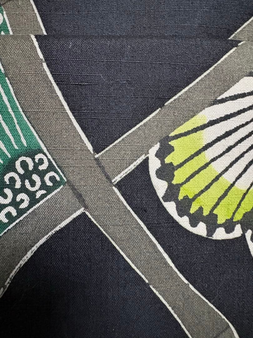 ☆★ リユース 名古屋帯 墨黒 紬地 グリーン系 梅の型染め ★☆