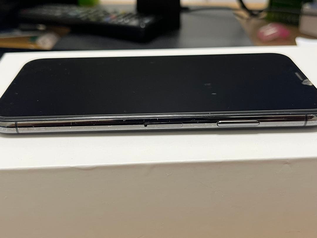 Apple iPhone スペースグレー256gb多少の値下げ可能