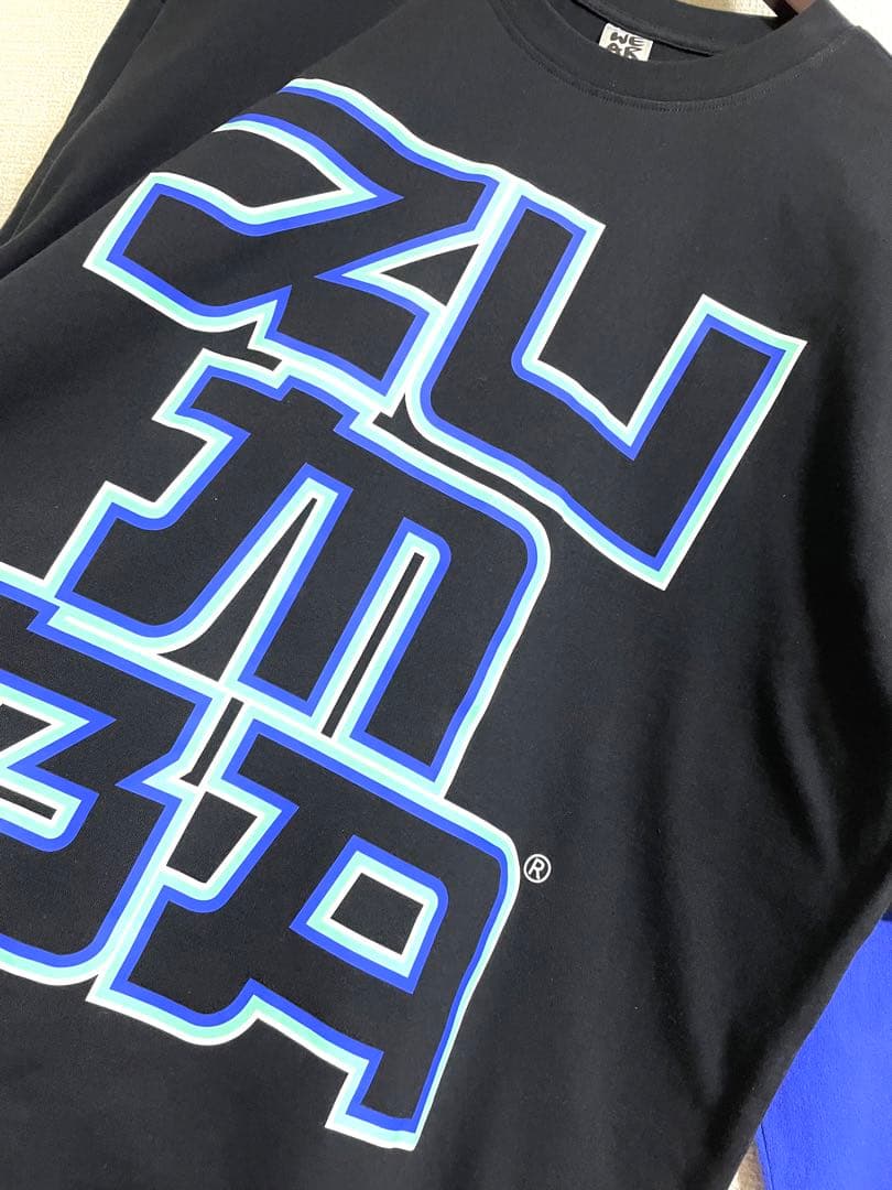 【正規品】新作ZUMBAアジアンロゴオーバーサイズドクルーネック長袖Tシャツ