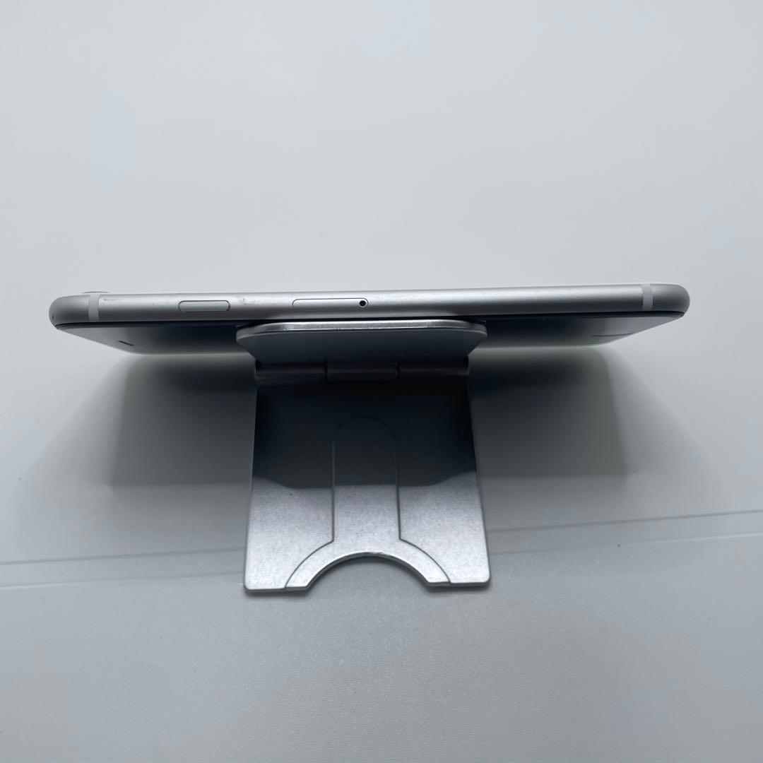 【格安美品】iPhone SE2 64GB simフリー本体 313