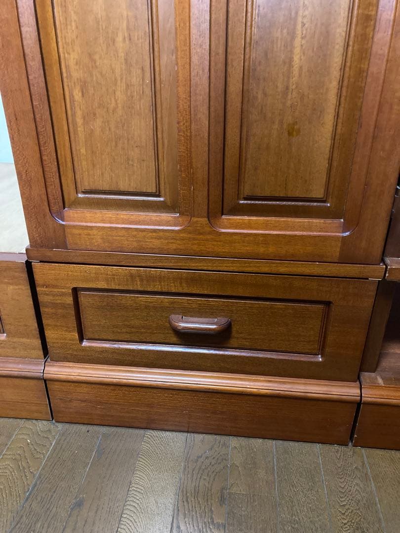 ①木製ブラウン収納家具 ロッカー　棚付き　中段のみ