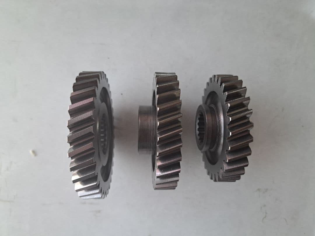 TRDクロスミッション C56•C52用タイプB中古① テスト走行164Km使用