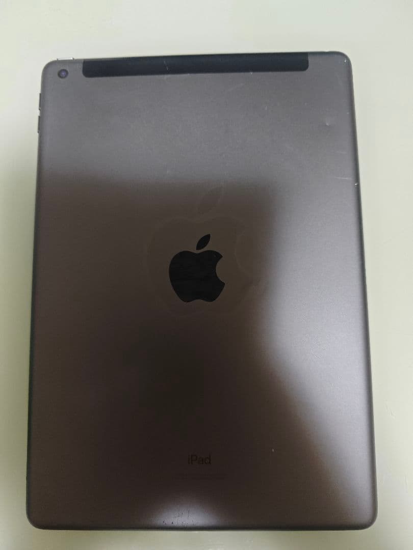 訳あり　iPad 第7世代 32GB スペースグレー SIM無し