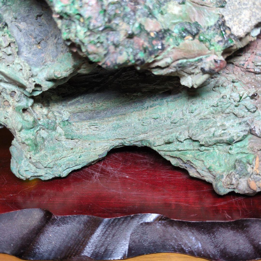 緑色の謎石 大サイズ 約4.0kg 鑑賞石 マラカイト？