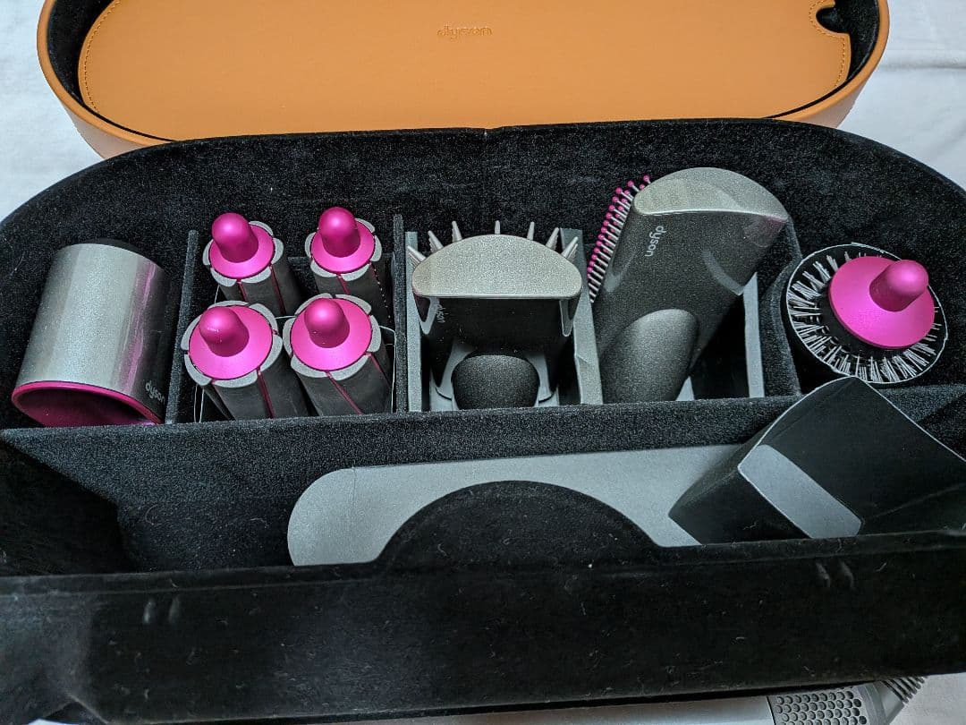 Dyson / ダイソンDyson Airwrap スタイラー Complete