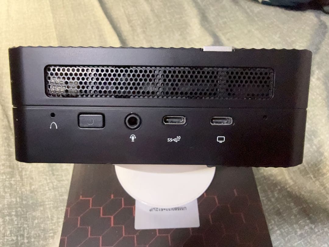 C*R様 MINISFORUM UM560 (ジャンク)