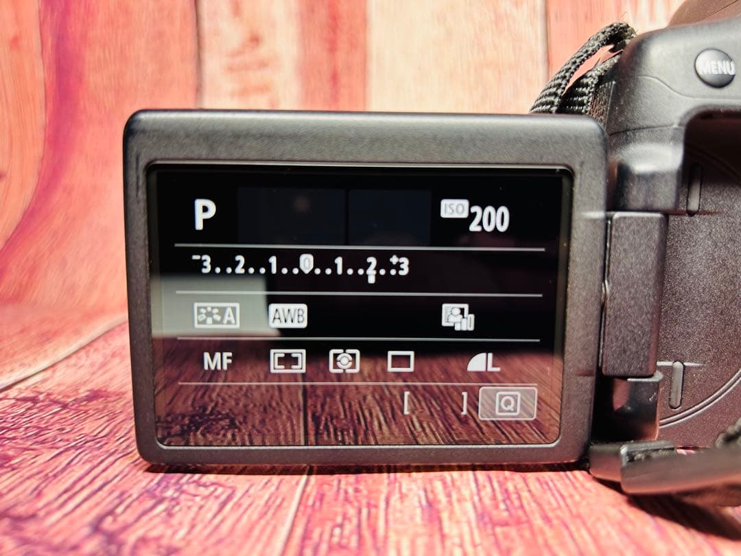 Canon キャノン EOS kiss X8i ボディ