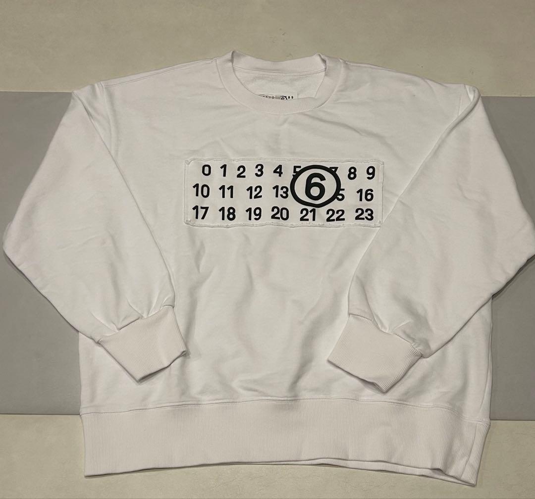 MM6 カレンダー風プリント ホワイトスウェット 16
