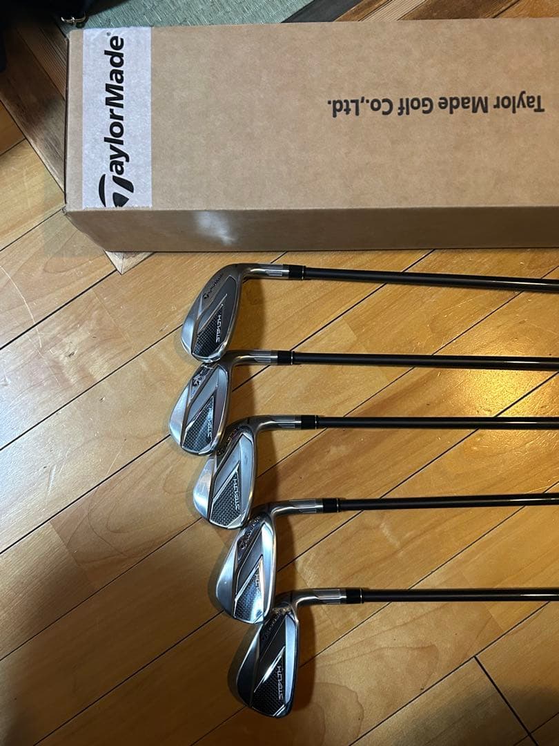 テーラーメイド　ステルスアイアンセット ６〜PWの5本セット