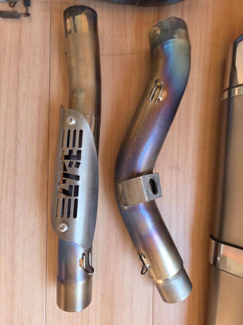 ＤＲ－Ｚ４００ＳＭ　ヨシムラ　マフラー