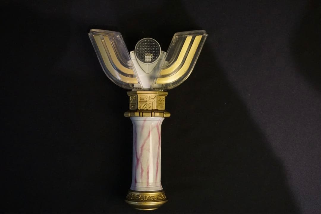 ウルトラマンティガ　ウルトラレプリカ　プロップ風改造品　スパークレンス　台座付き