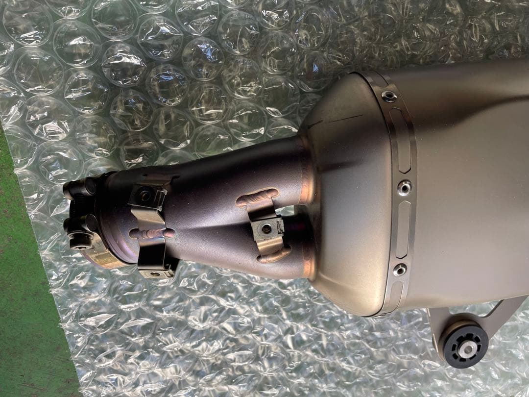 美品  R1250GS マフラー AKRAPOVIC アクラポ