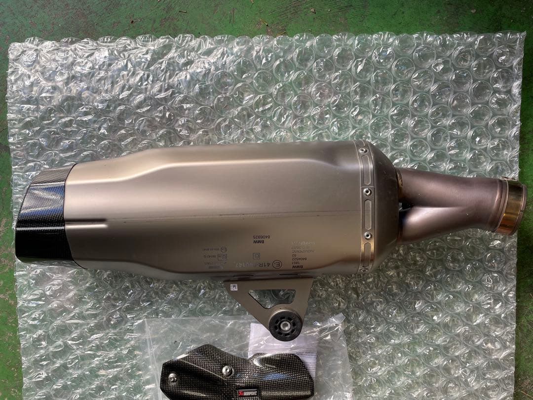 美品  R1250GS マフラー AKRAPOVIC アクラポ