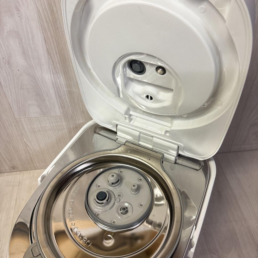 【美品】パナソニック 炊飯器 一升 ホワイト SR-MPW182-W