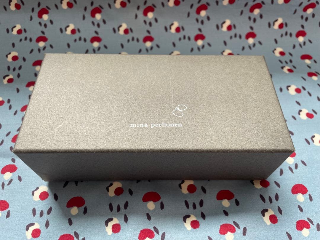 ミナペルホネン Hitomi Shinoyama バレッタ