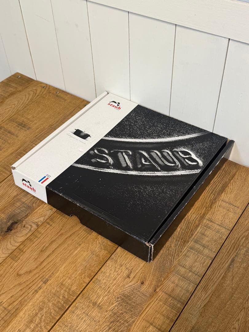 新品 ストウブ ピュアグリル ラウンド チェリー 22cm 40511-524