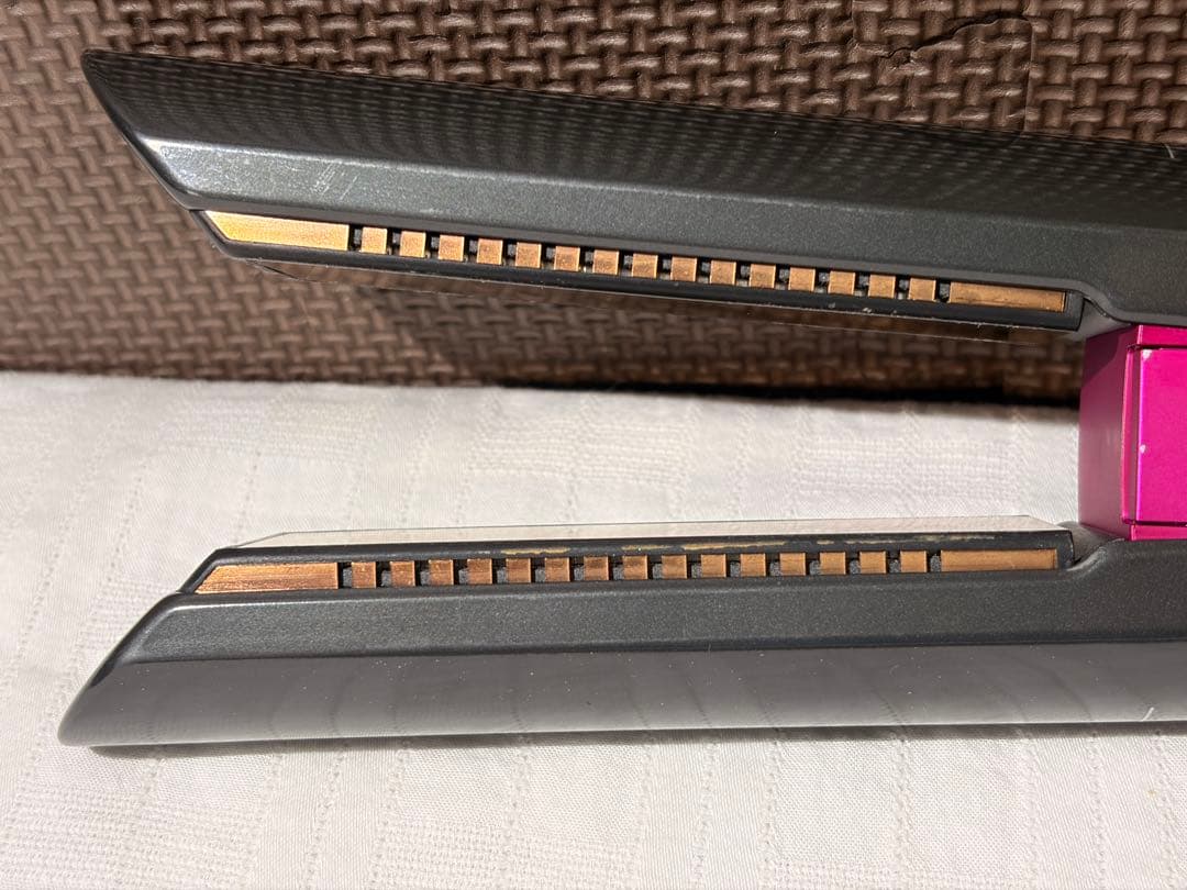 Dyson Corrale HS03 ストレートヘアアイロン