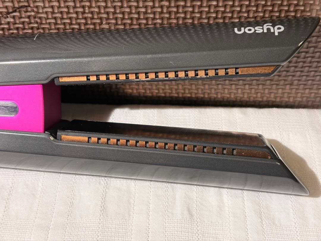 Dyson Corrale HS03 ストレートヘアアイロン