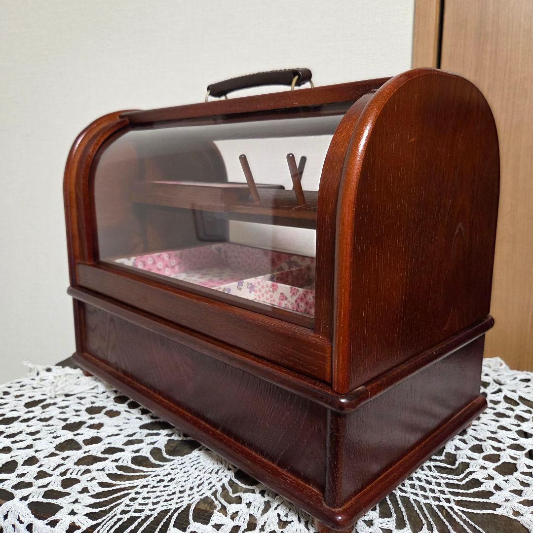 可愛い過ぎるソーイングボックス　裁縫箱　ヴィンテージ