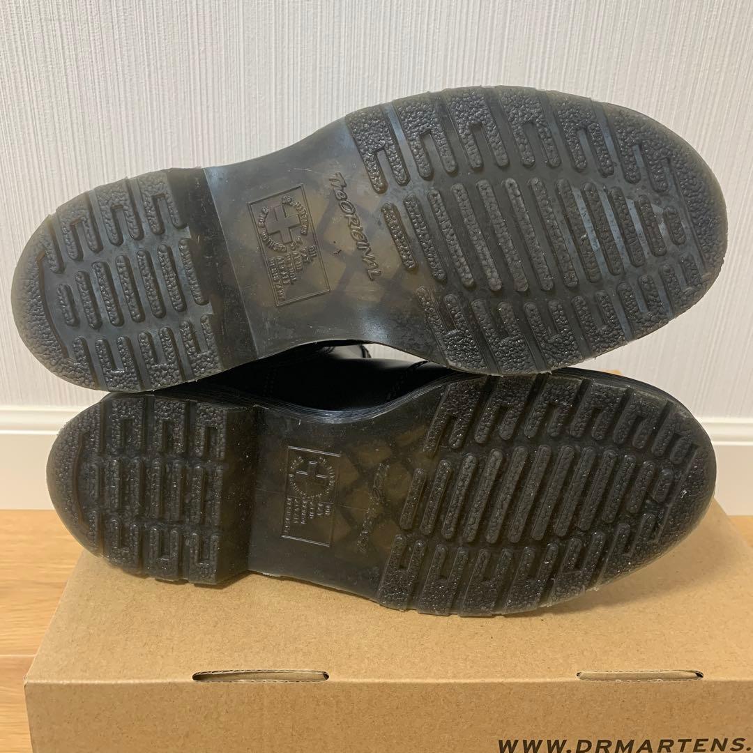 Dr. Martens ブラック チェルシーブーツ