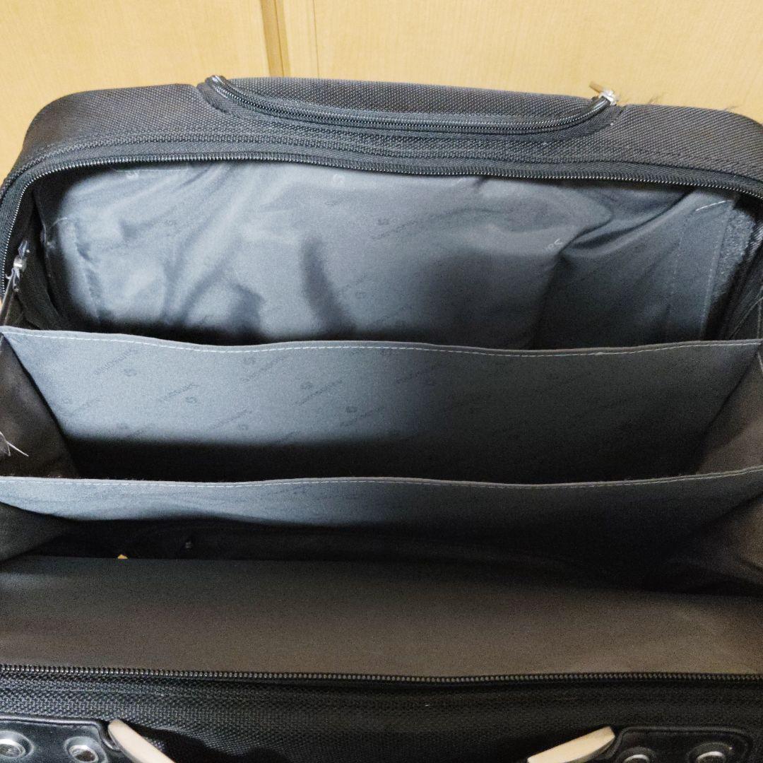 samsonite スーツケース　機内持込み可