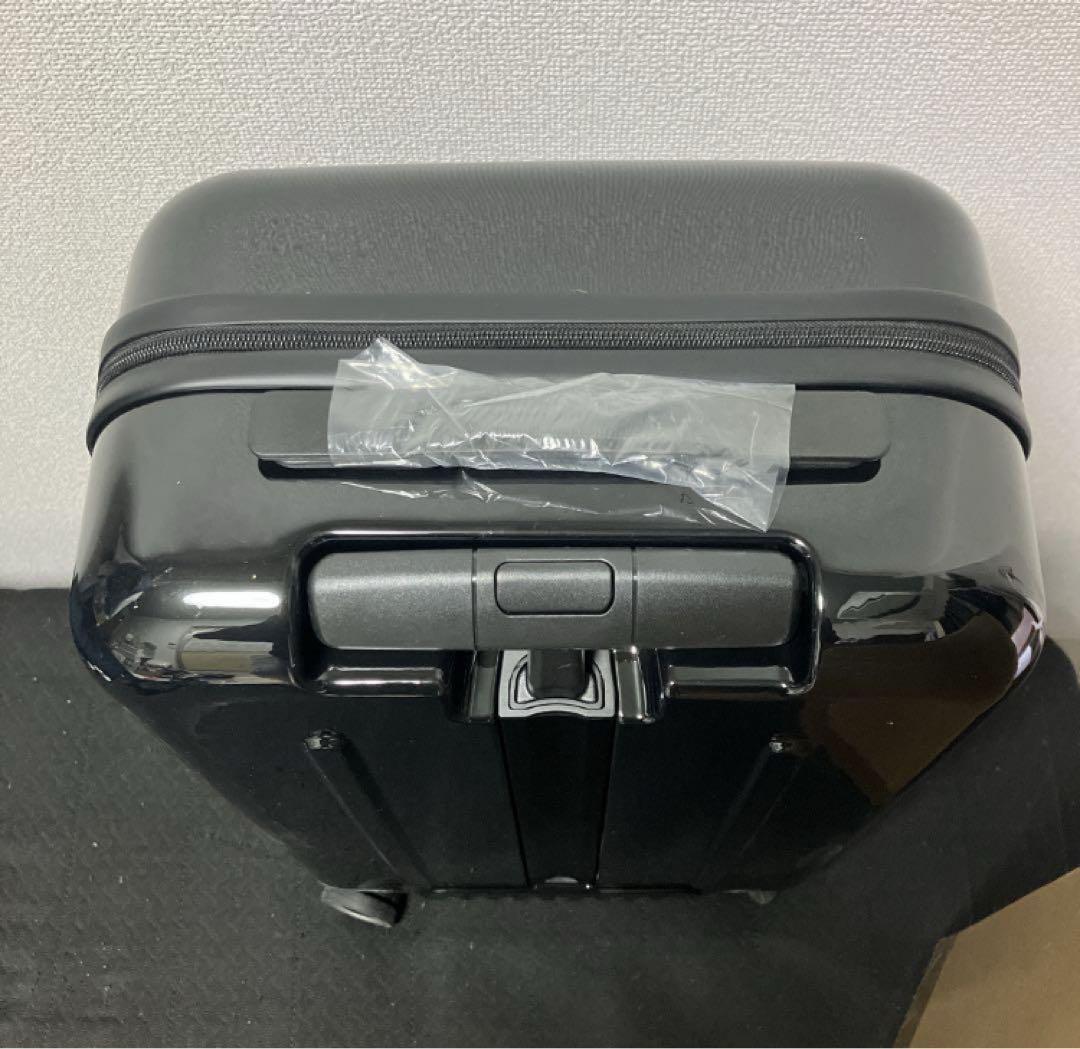 未使用✨メルセデス・ベンツ　キャリーケース　軽量　機内持込み可　非売品　ロゴ