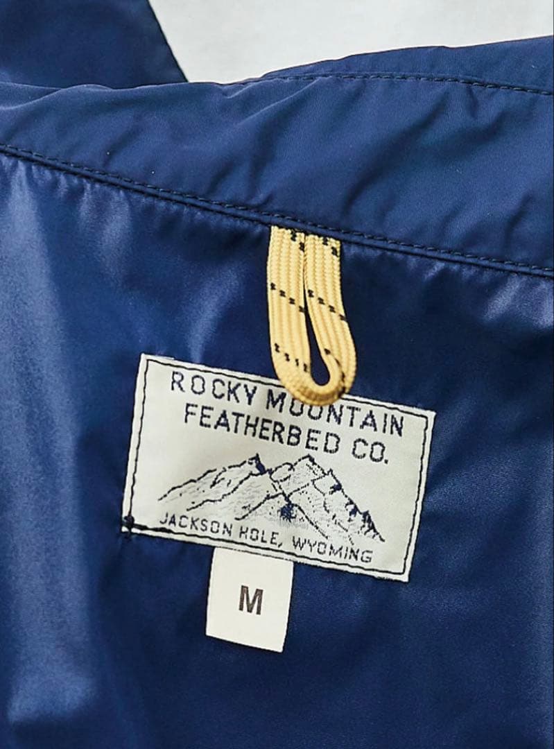 【期間限定値下げ】ロッキーマウンテンフェザーベッド　ウインドコート