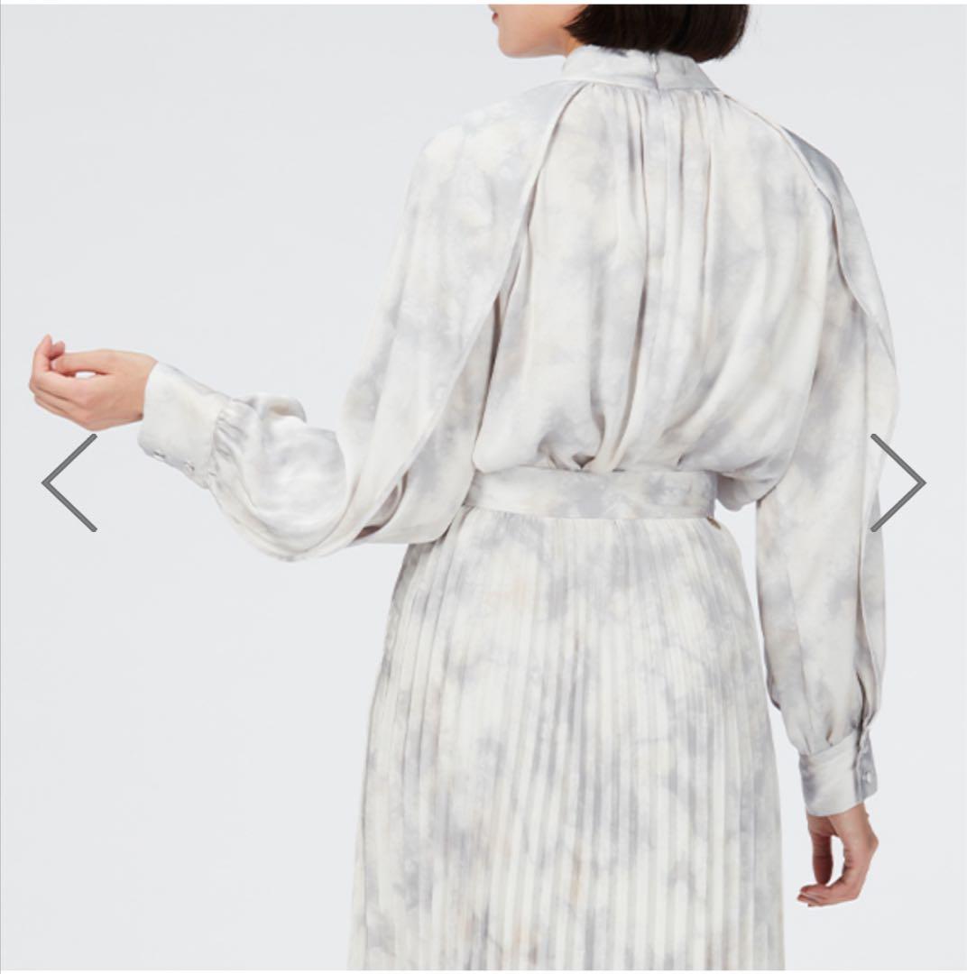 Perfume closet ブラウス Flow【Gray】