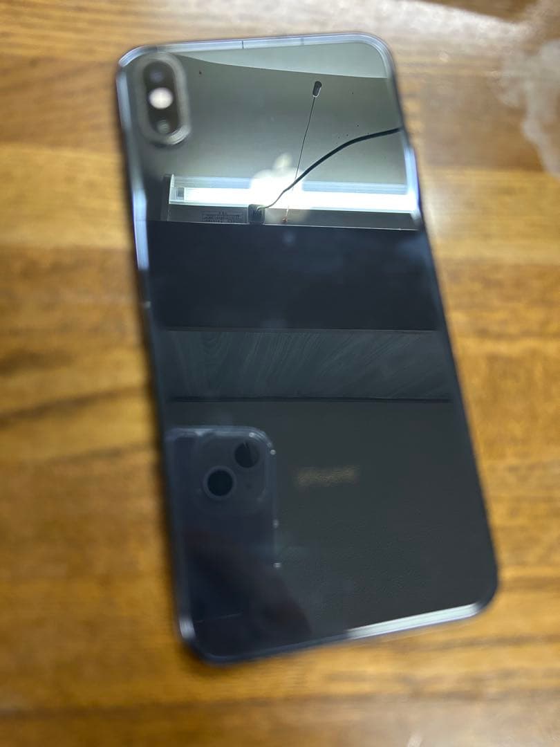 iPhone XS max スペースグレイ256GB バッテリー容量73%