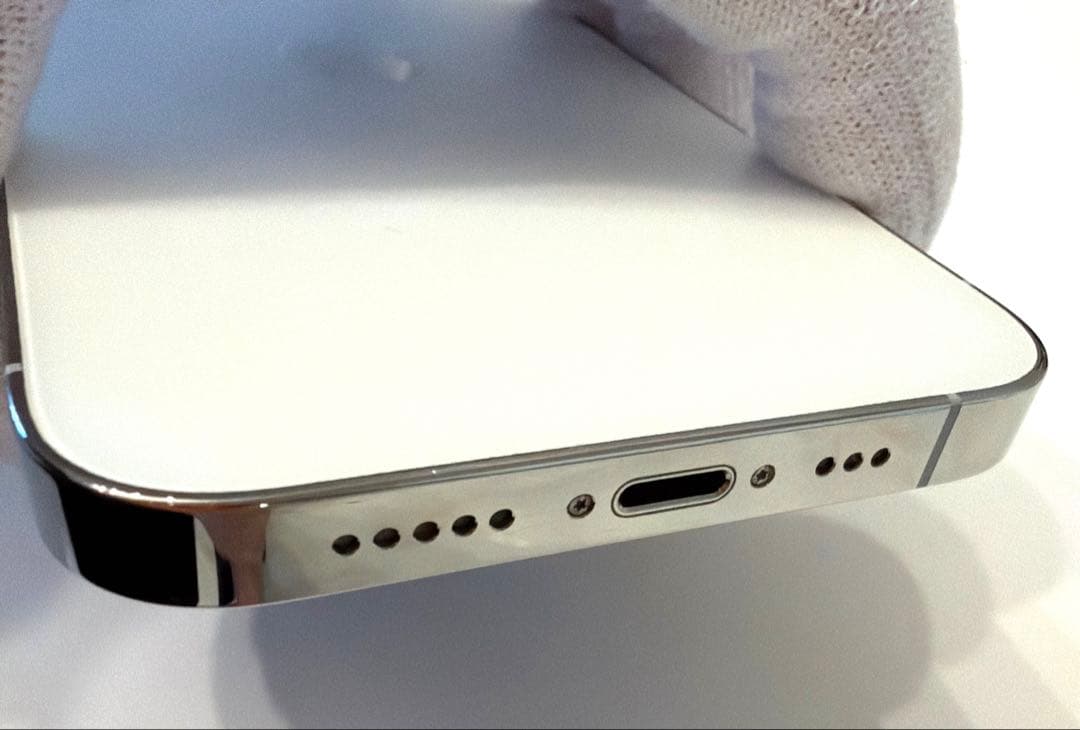 Apple iPhone 13 Pro 256GB 本体 シルバー 箱袋あり