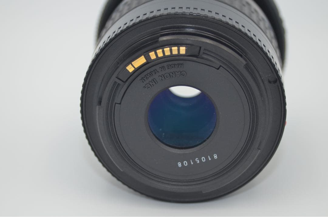 CANON KISS X4 デジタル一眼レフカメラ